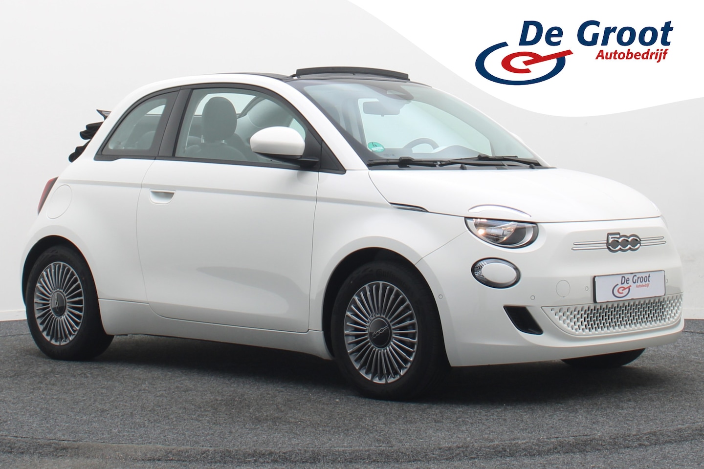 Fiat 500 C - Icon 42 kWh Cabrio Climate, Cruise, Apple Carplay, Camera, Stoelverwarming - AutoWereld.nl