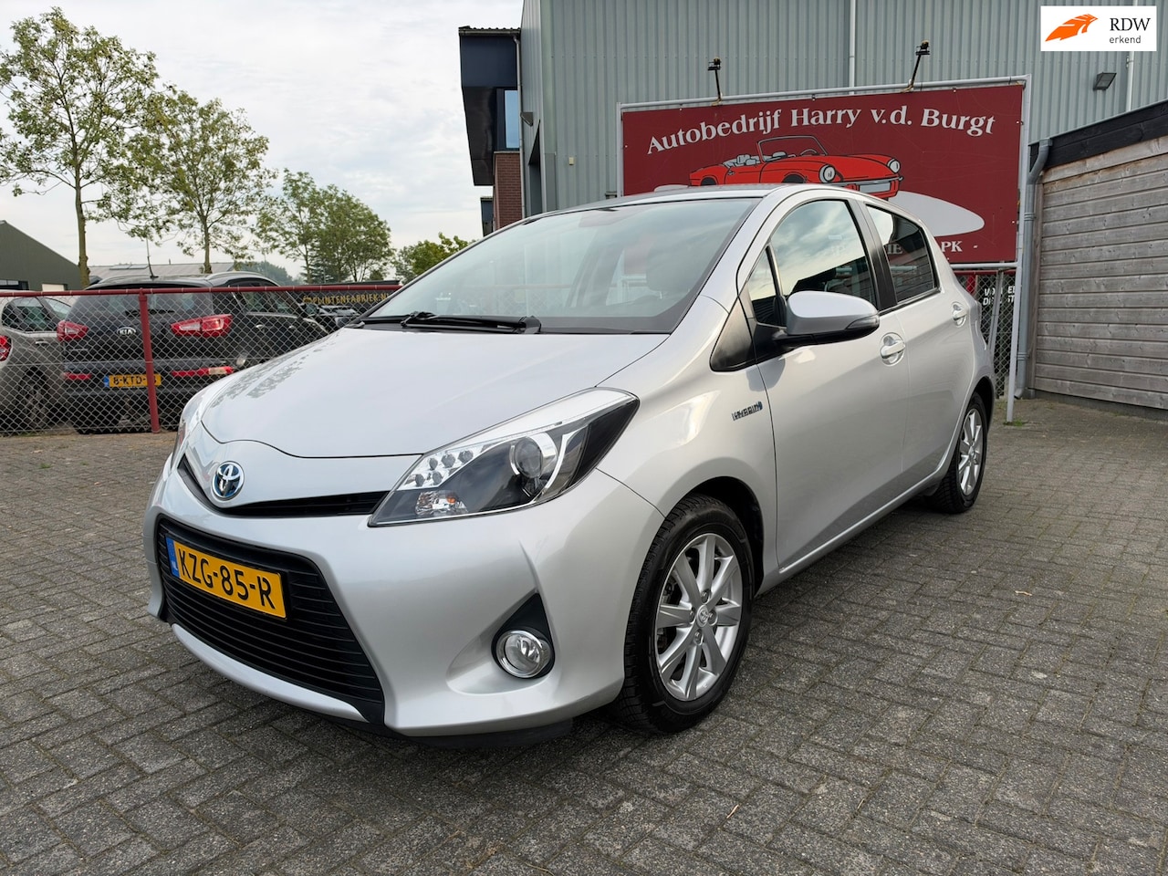 Toyota Yaris - 1.5 Full Hybrid Aspiration | Camera | Cruise Control | Navigatie - AutoWereld.nl