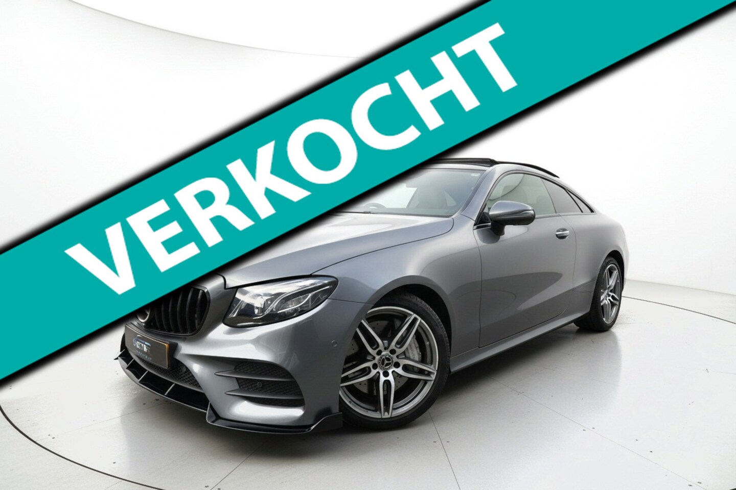 Mercedes-Benz E-klasse Coupé - 300 AMG PANO WIDESCREEN 360 - AutoWereld.nl