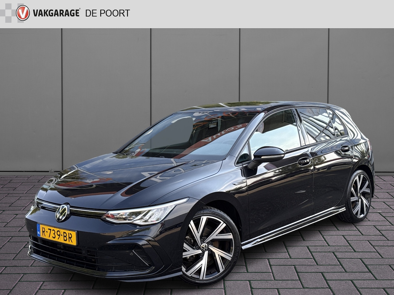 Volkswagen Golf - 1.5 TSI R-Line | NL-auto | 1e Eig | BTW | LED | ACC | Camera | PDC | Sfeerverl. - AutoWereld.nl