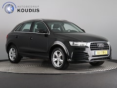 Audi Q3 - 1.4 TFSI CoD Sport Pro Line S (Trekhaak / Pano / Stoelverwarming / Cruise / Navi)