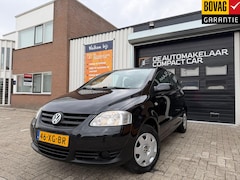Volkswagen Fox - 1.2 Trendline | UNIEK SLECHTS 10.604 KM | ORIGINELE KM STAND | STUURBEKRACHTIGING |