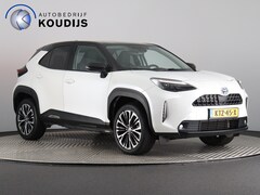 Toyota Yaris Cross - 1.5 Hybrid Executive parelmoer (Camera / Stoel-Stuurverwarming / Dodehoek / Half leder / C