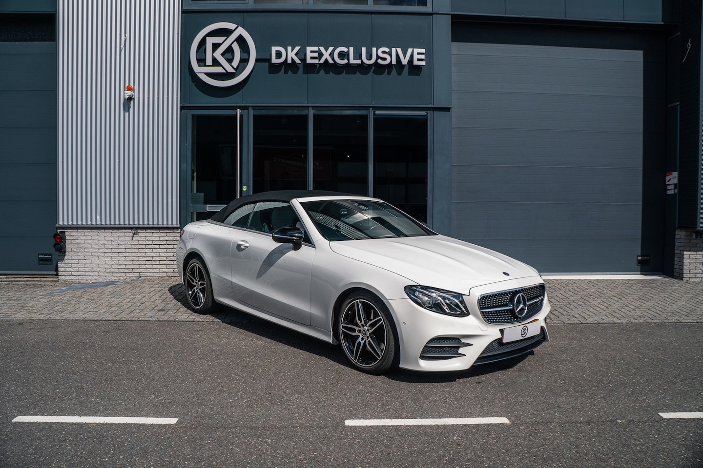 Mercedes-Benz E-klasse Cabrio - AMG line 200 Premium Plus - AutoWereld.nl