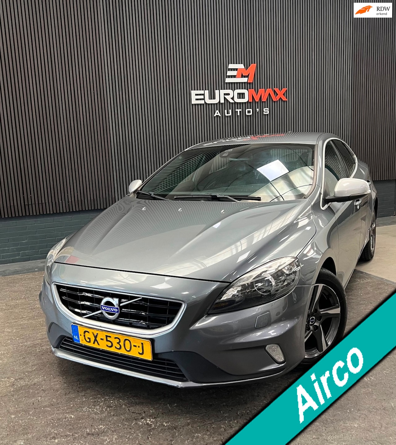Volvo V40 - 2.0 D2 R-Design Business - Airco - Cruise - Stoelverw - NAP - AutoWereld.nl