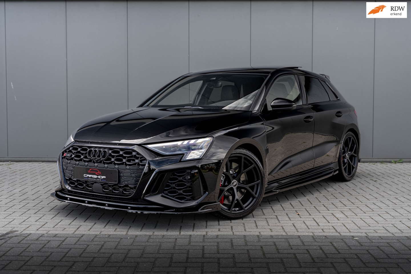 Audi RS3 - 2.5 TFSI quattro PANO/KEYLESS/B&O/CAMERA/MAXTON - AutoWereld.nl