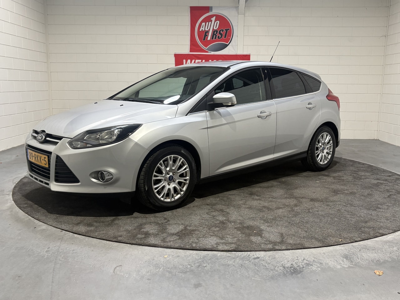 Ford Focus - 1.6 TI-VCT Titanium 1.6 TI-VCT Titanium, Lage km stand, Volledig onderhouden, Cruise, Clima, Navi, Bluetooth, - AutoWereld.nl