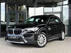 BMW X1 - SDRIVE18I - TREKHAAK - SENSATEC - NAVI - LM. ALLSEASON