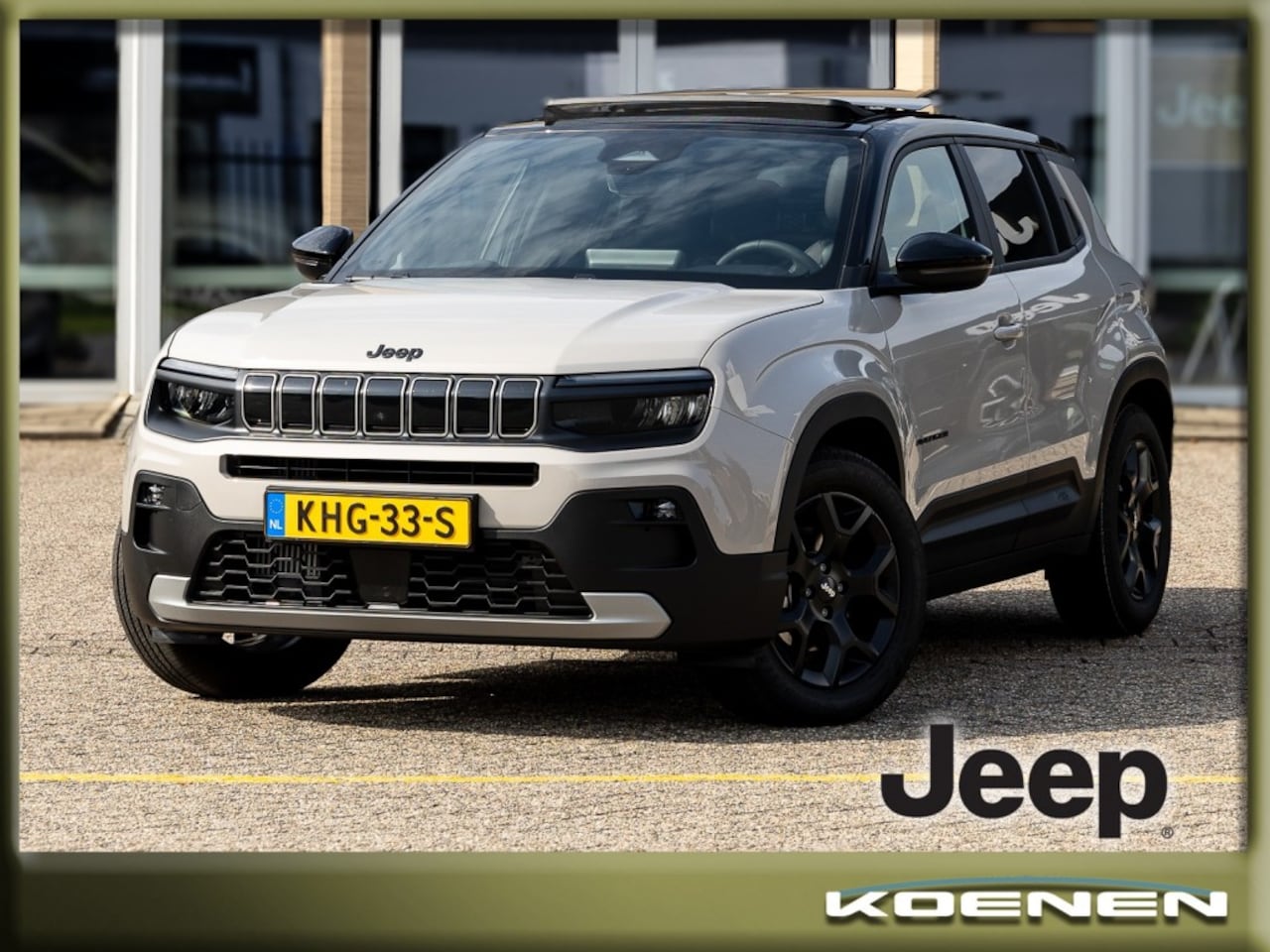 Jeep Avenger - 1.2 e-Hybrid Black Edition PANO / TREKHAAK / JBL Sound - AutoWereld.nl