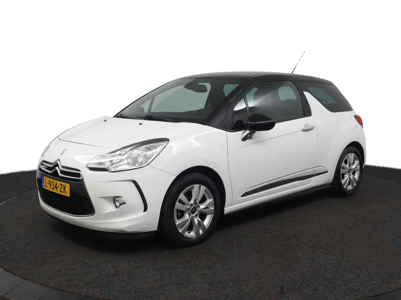 Citroën DS3 - 1.6 So ENGINE BROKEN! Motor Defect - AutoWereld.nl