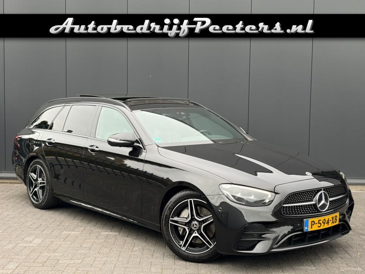 Mercedes-Benz E-klasse Estate - Estate E 200 AMG Nightpakket Pano Burmester Sfeerlicht Leder LED NL-auto - AutoWereld.nl