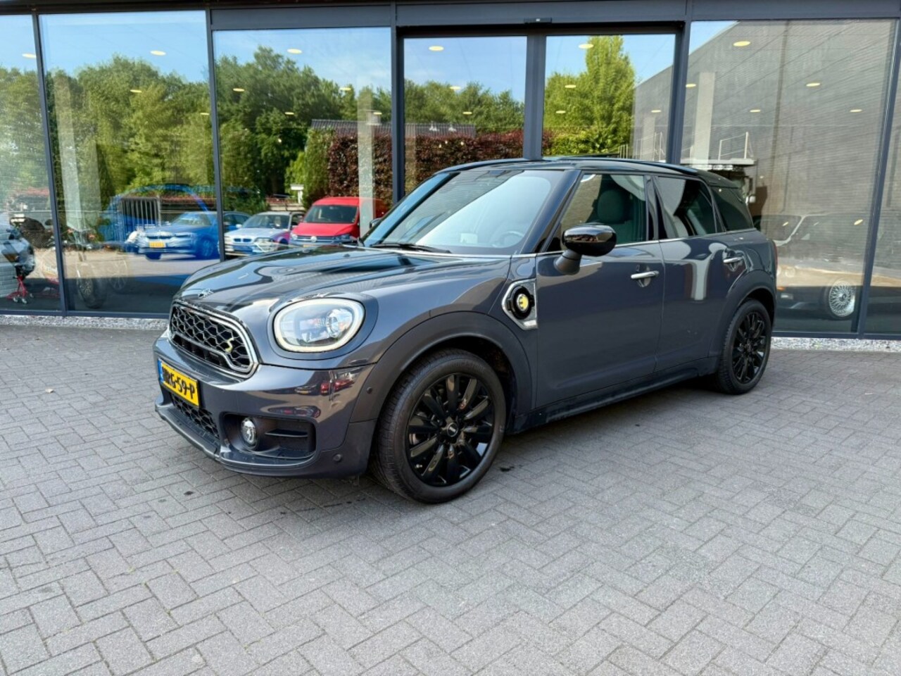 MINI Countryman - 2.0 Cooper S E ALL4,Pano,LED,Keyless,HeadUp,Memory,Adapt Cruise - AutoWereld.nl