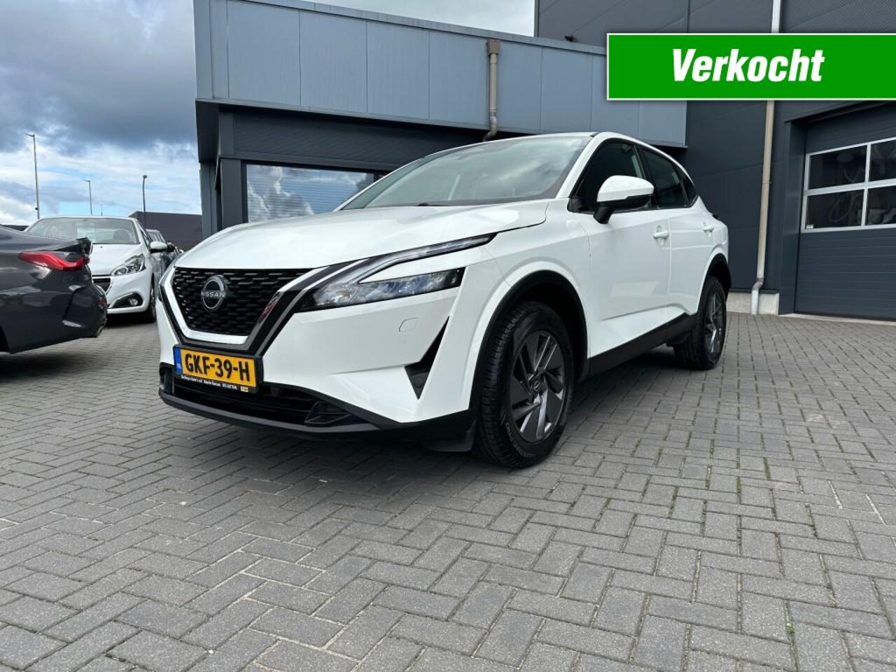 Nissan Qashqai - 1.3 MHEV Xtronic Acenta Camera stoelverwarming - AutoWereld.nl