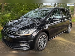 Volkswagen Touran - 1.4 TSI Highline SOUND 7 PERS 2017 NAVI CLIMA CRUISE DEALER ONDERHOUDEN
