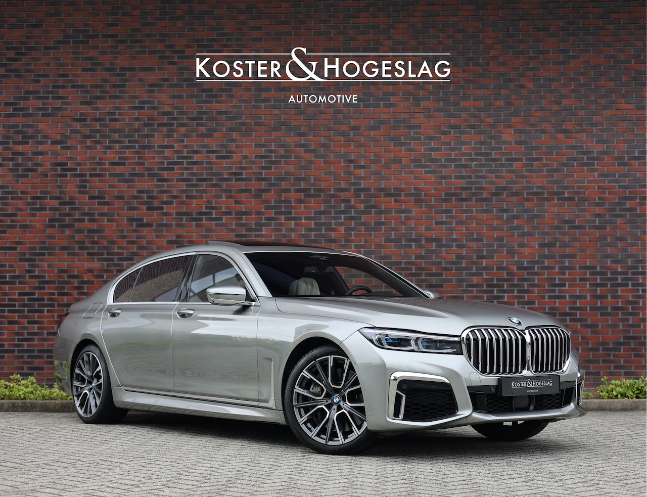 BMW 7-serie - 750Li xDrive High Executive | Lounge Pack - Pano - Trekhaak - AutoWereld.nl