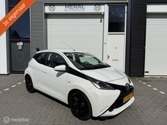 Toyota Aygo - 1.0 VVT-i x-play 5drs Airco NAP Camera APK Sept 2027