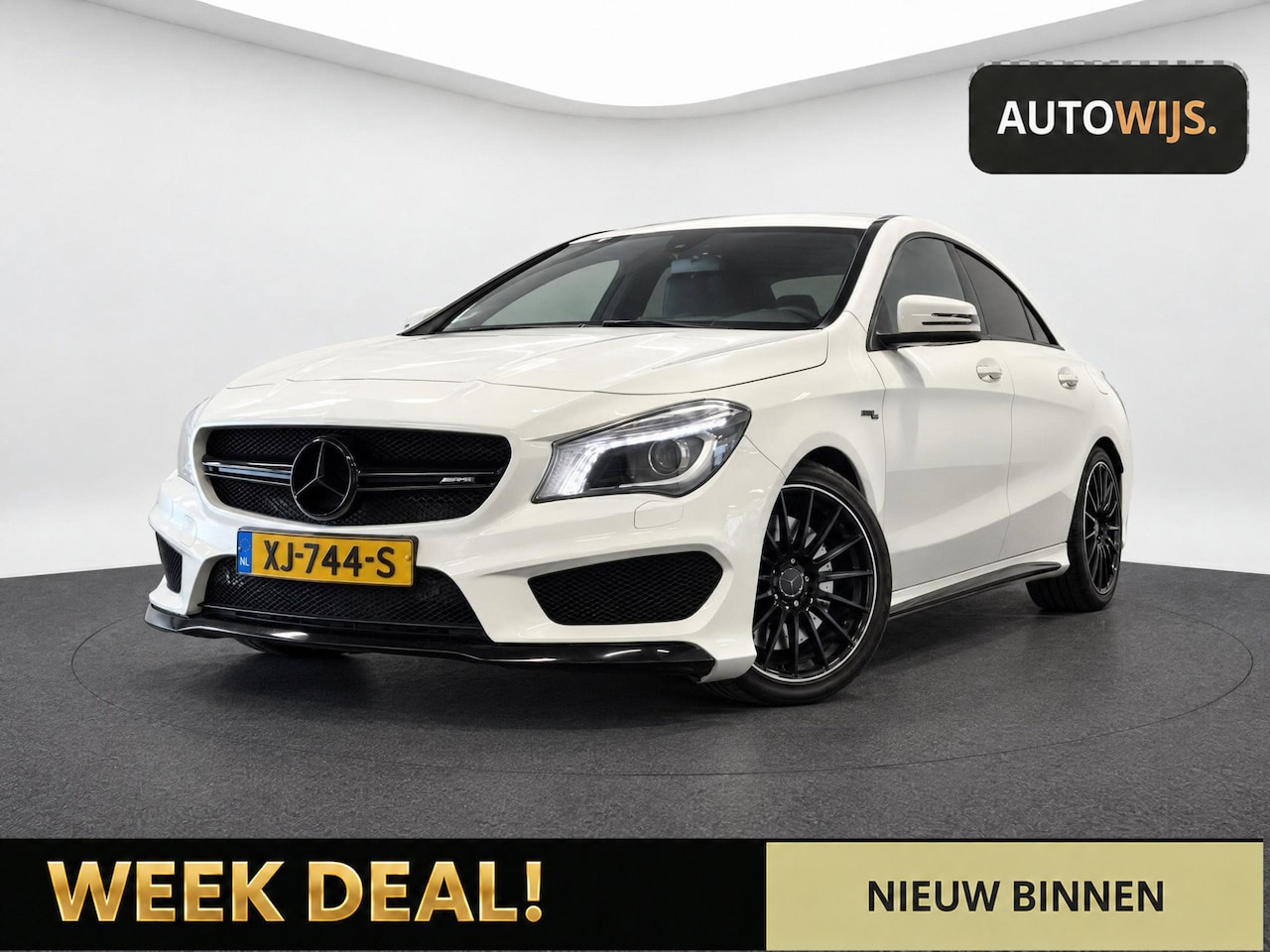 Mercedes-Benz CLA-Klasse - AMG 45 4MATIC|381PK|ALCANTARA|CAMERA|STOELVERW|NETJES! - AutoWereld.nl