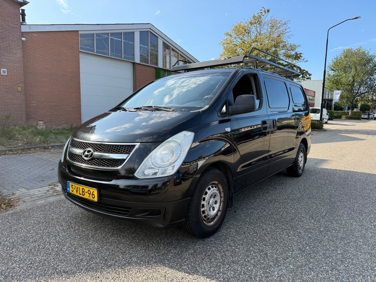 Hyundai H 300 - 2.5 CRDi Dynamic 2.5 CRDi Dynamic - AutoWereld.nl