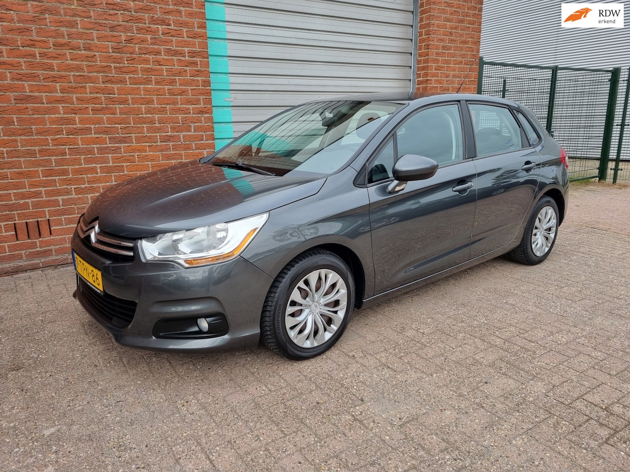 Citroën C4 - 1.6 VTi Ligne Business 1.6 VTi Ligne Business - AutoWereld.nl