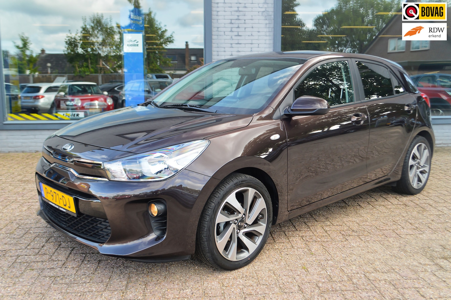 Kia Rio - 1.4 DynamicLine | Automaat | Stoel- en stuurverwarming | - AutoWereld.nl