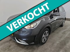 Kia Niro - 1.6 GDi 141pk Automaat Hybrid DynamicLine | Navi | Apple CarPlay | Camera | Parkeersensore