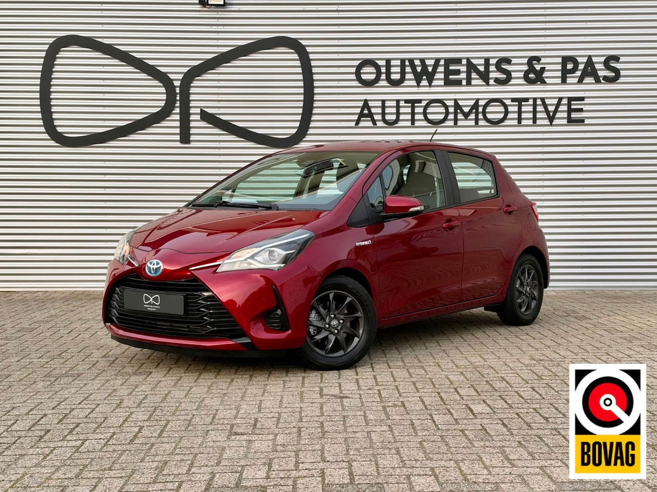 Toyota Yaris - 1.5 Hybrid Active | 1E EIGENAAR | CARPLAY | AIRCO - AutoWereld.nl