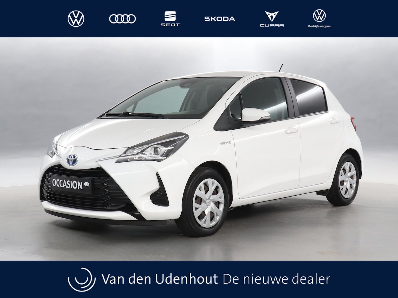 Toyota Yaris - 1.5 Hybrid Active / Navigatie / Camera - AutoWereld.nl