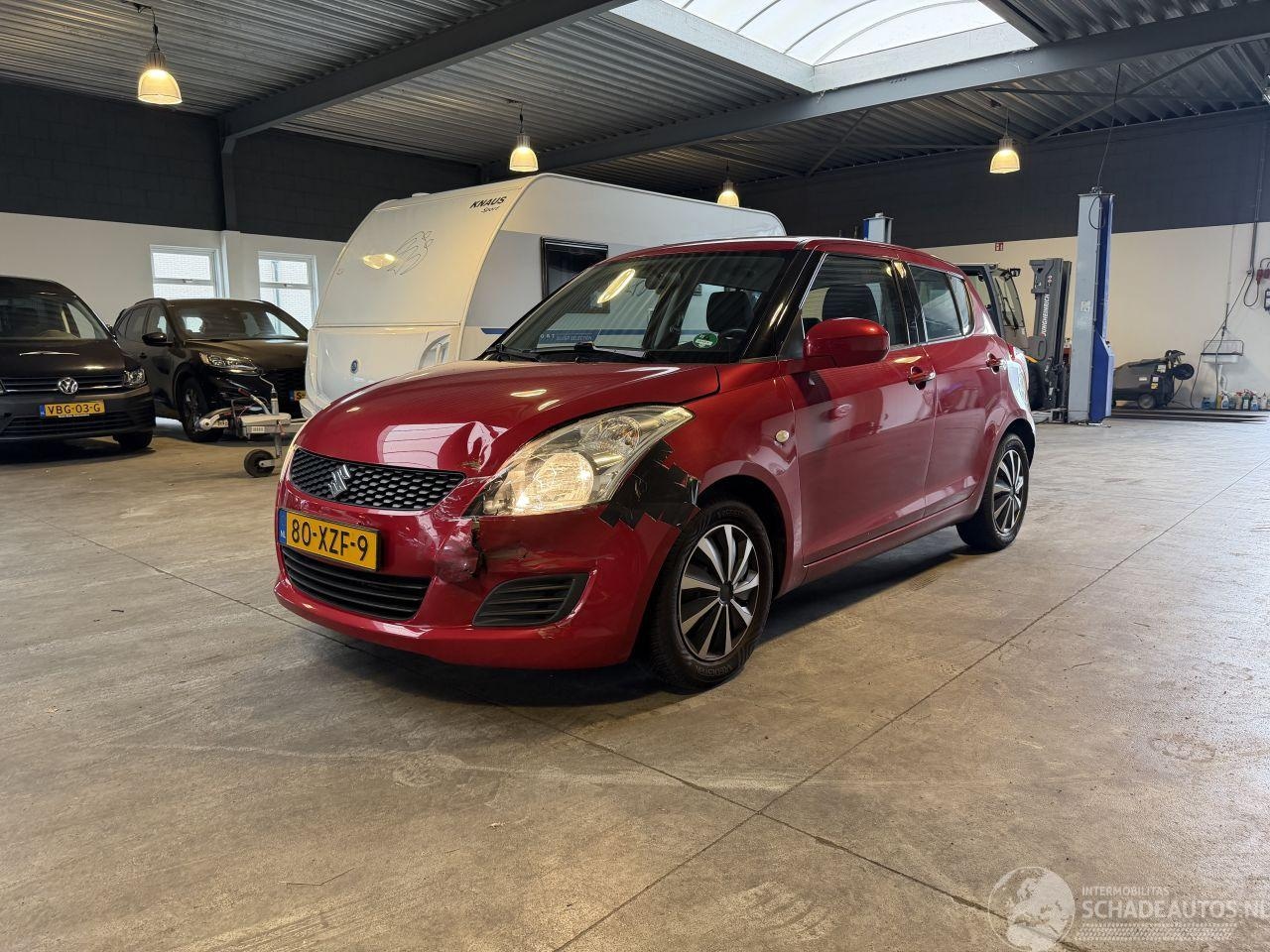 Suzuki Swift - 1.2 Comfort EASS - AutoWereld.nl