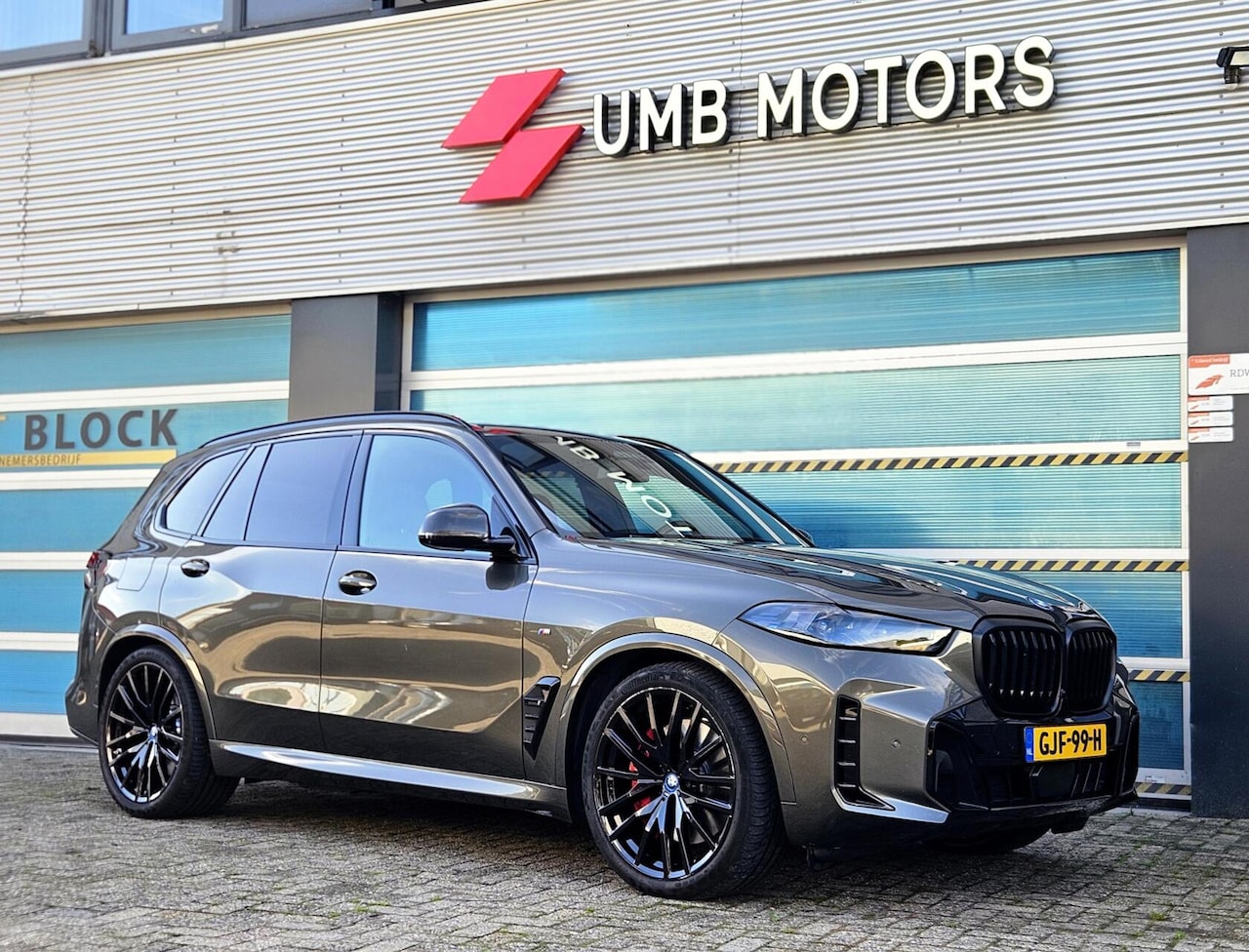BMW X5 - xDrive50e M Sport Pano Hud 360 Alcantara SOH 100% - AutoWereld.nl