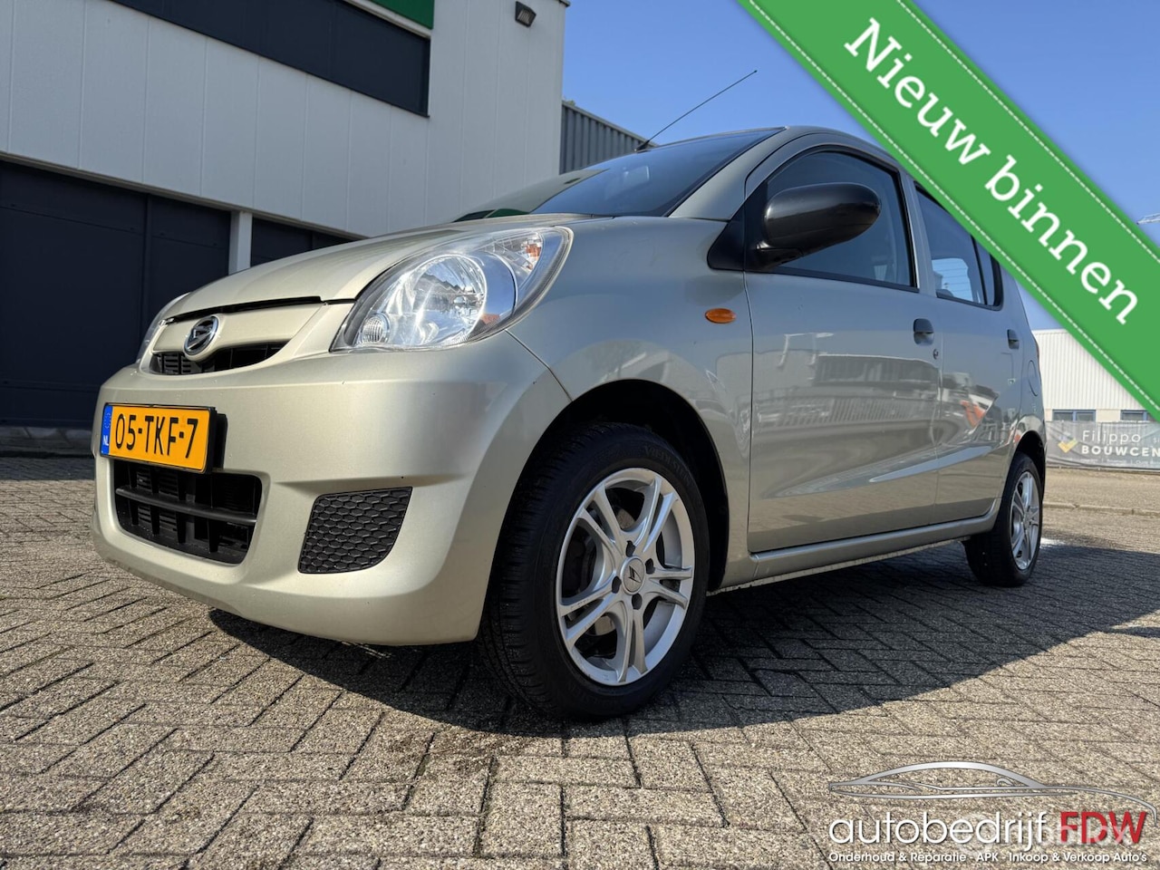 Daihatsu Cuore - 1.0/AIRCO/LM VELGEN/STUUR BEKR./TREKHAAK/NAP/ - AutoWereld.nl