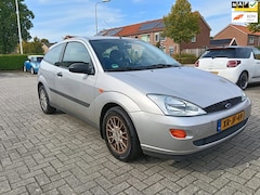 Ford Focus - 1.4-16V Trend