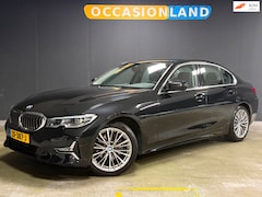 BMW 3-serie - 320i High Executive Edition|LEDER|PDC|CRUISE|STOELV|CAMERA|CARPLAY|NAVI|SFEER|18INCH|
