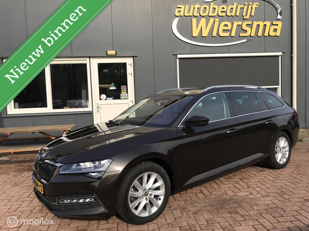 Skoda Superb Combi - 1.4 TSI iV Business Edition 1.4 TSI iV Business Edition - AutoWereld.nl