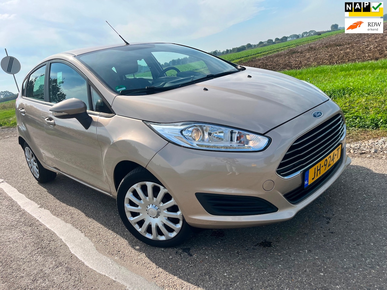 Ford Fiesta - 1.0 EcoBoost / automaat 1e eigenaar - AutoWereld.nl