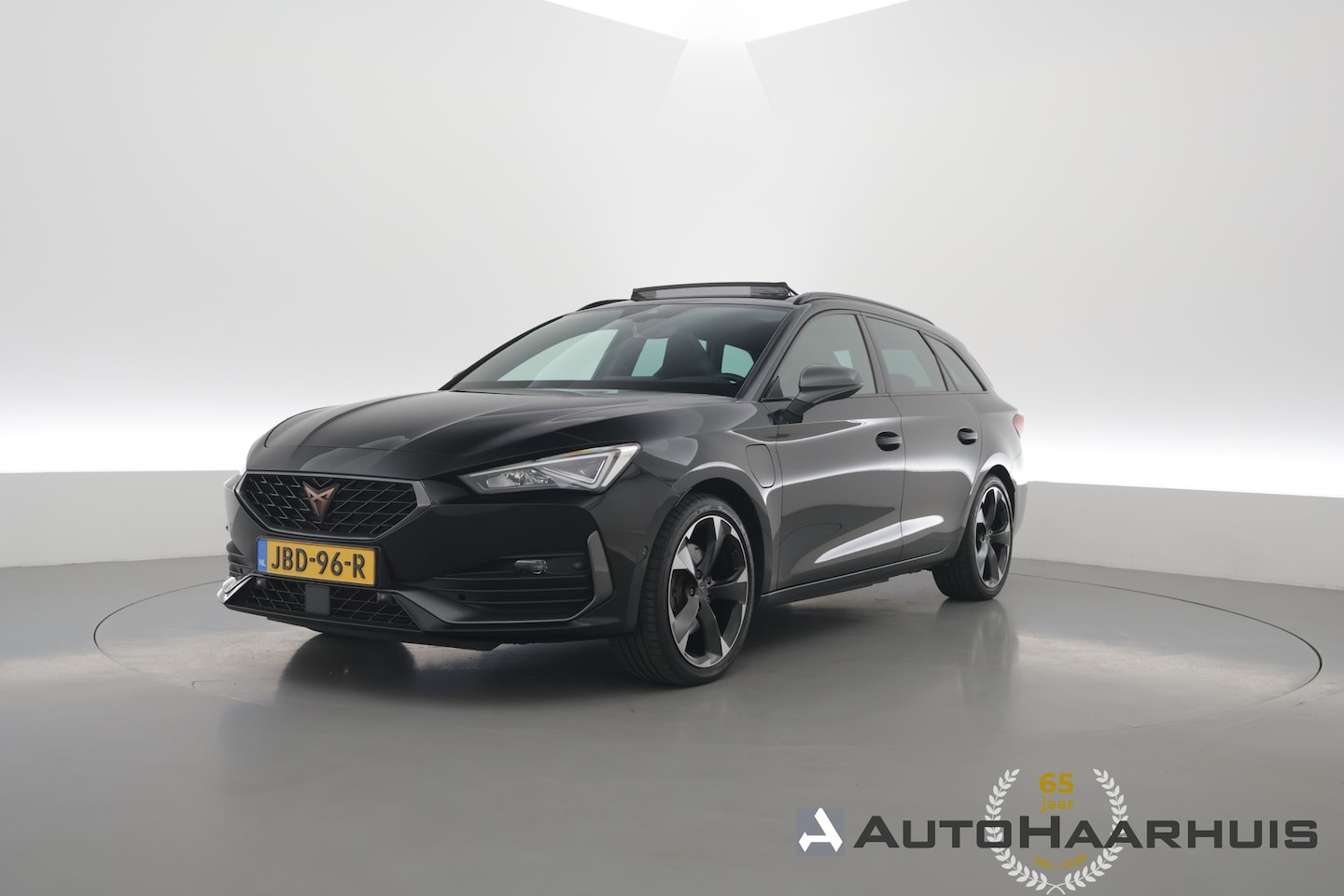 CUPRA Leon Sportstourer - 1.4 e-Hybrid Business | Rijklaar! | Pano | SOH 96% | Camera | Adapt. Cruise | Stoel- Stuur - AutoWereld.nl