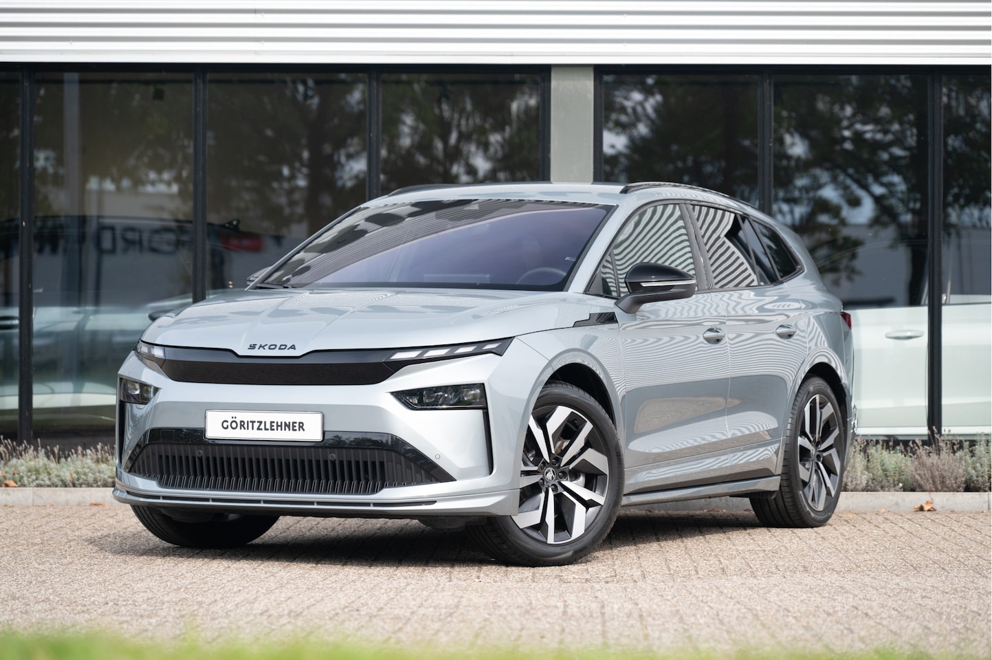 Skoda Enyaq iV - 85 Sportline | Winterpakket | Warmtepomp | Matrix LED | Elek. Achterklep | ACC - AutoWereld.nl