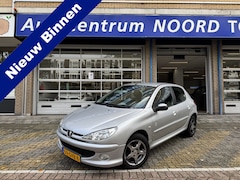 Peugeot 206 - 1.4 Génération 97991KM NAP AIRCO INRUILKOOPJE MEENEEMPRIJS APK 17-09-2027