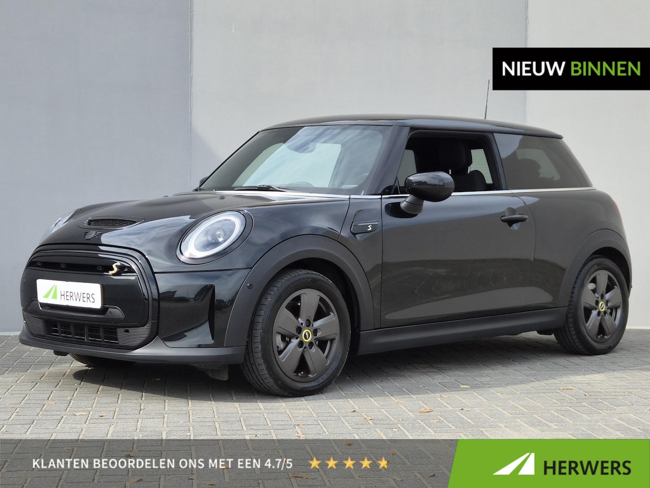 MINI Electric - Classic 33 kWh / SOH 96% / Dealer onderhouden / Stoelverwarming / Achteruitrijcamera / CCS - AutoWereld.nl