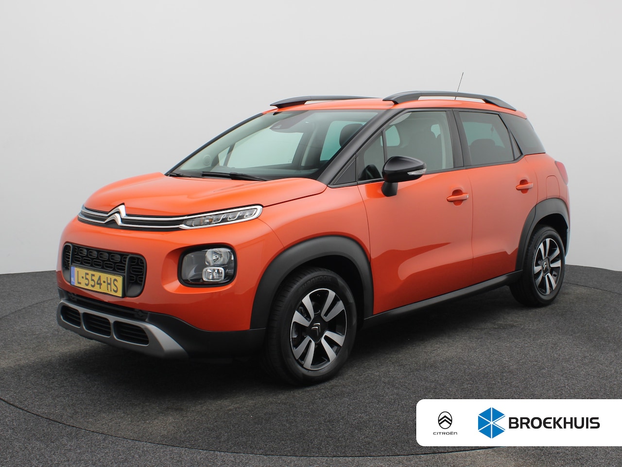 Citroën C3 Aircross - 1.2 PureTech Shine | Automaat | Carplay | Parkeersensoren Voor en Achter | Navi | Clima | - AutoWereld.nl