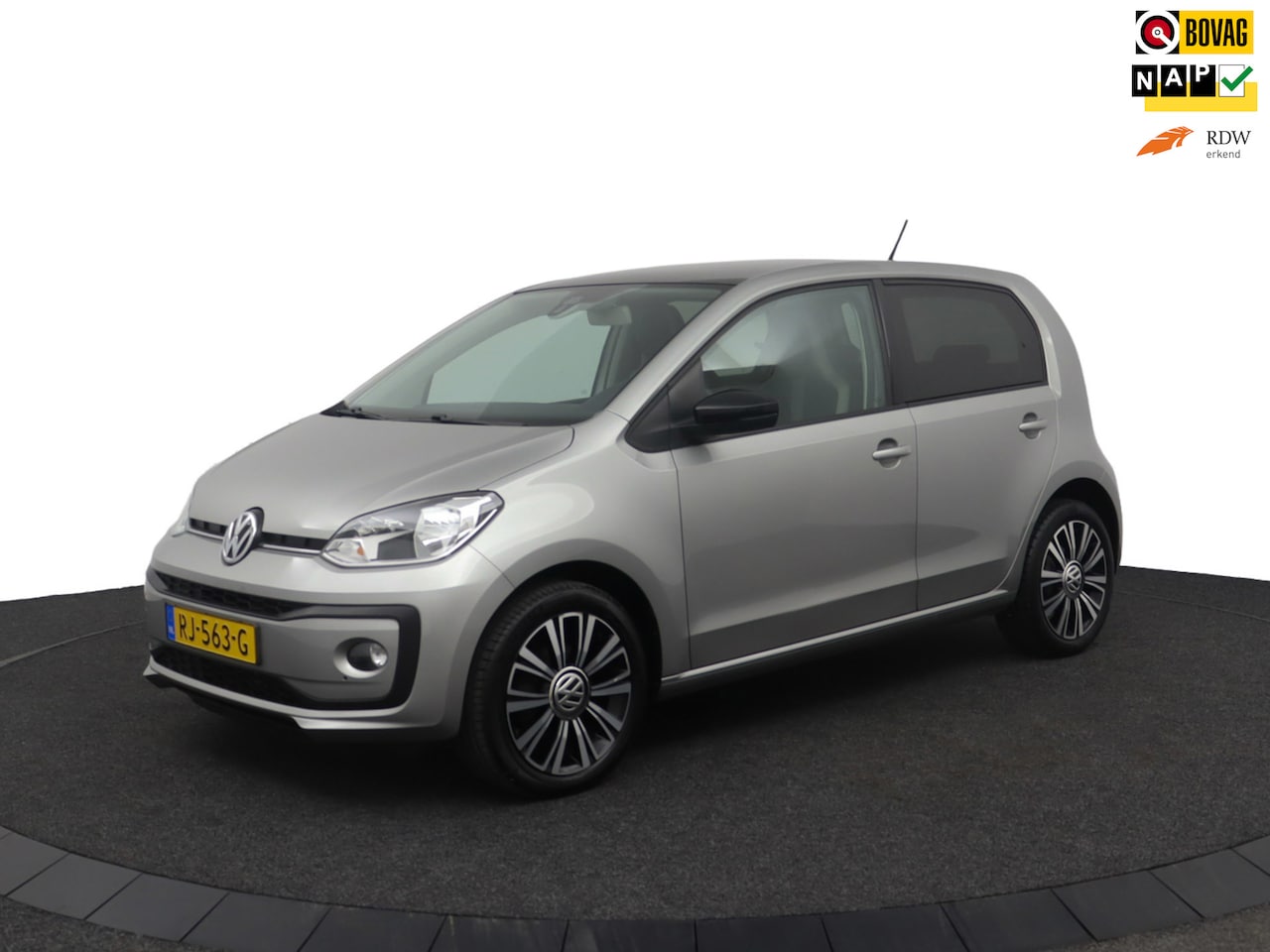 Volkswagen Up! - 1.0 BMT high up! AUTOMAAT I CAMERA I PDC I STOELVERWARMING - AutoWereld.nl
