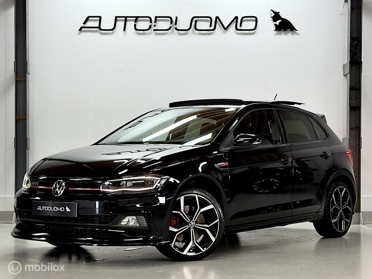 Volkswagen Polo - 2.0 TSI GTI | Pano | Beats | ACC | IQ Drive | 18" | Maxton Design | Digital Cockpit | Sfee - AutoWereld.nl