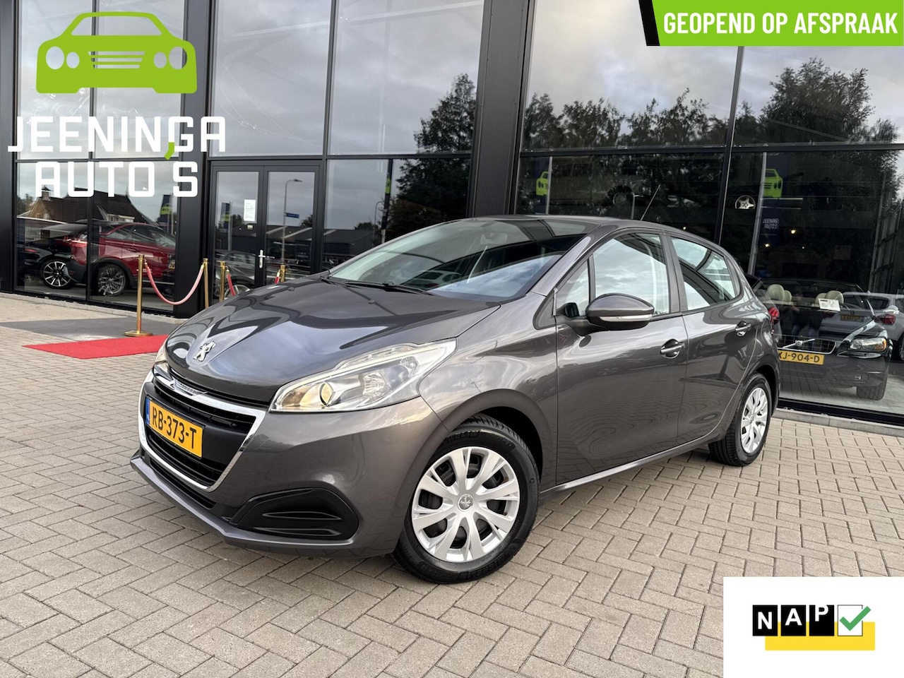 Peugeot 208 - 1.2 PureTech Active|Navi|Airco|NAP - AutoWereld.nl