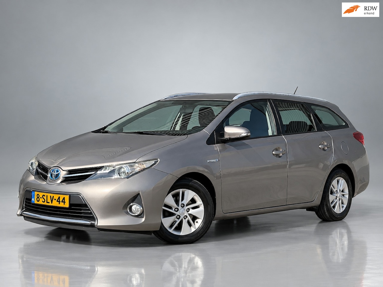 Toyota Auris Touring Sports - 1.8 Hybrid Aspiration|Navigatie|Cruise|Trekhaak|NAP - AutoWereld.nl