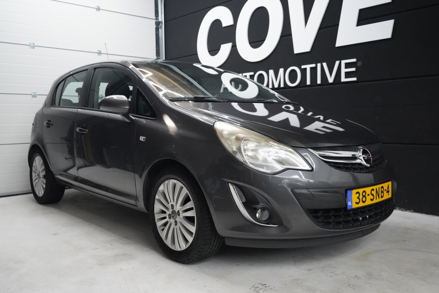 Opel Corsa - 1.4-16V Edition | AIRCO | CRUISE - AutoWereld.nl