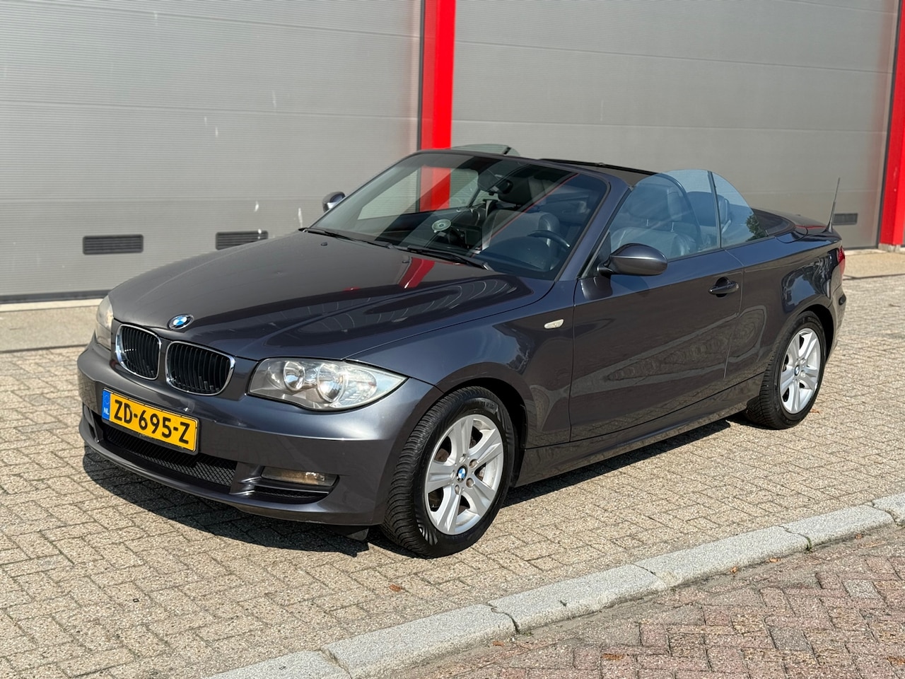 BMW 1-serie Cabrio - 120i | zeer nette auto ! - AutoWereld.nl