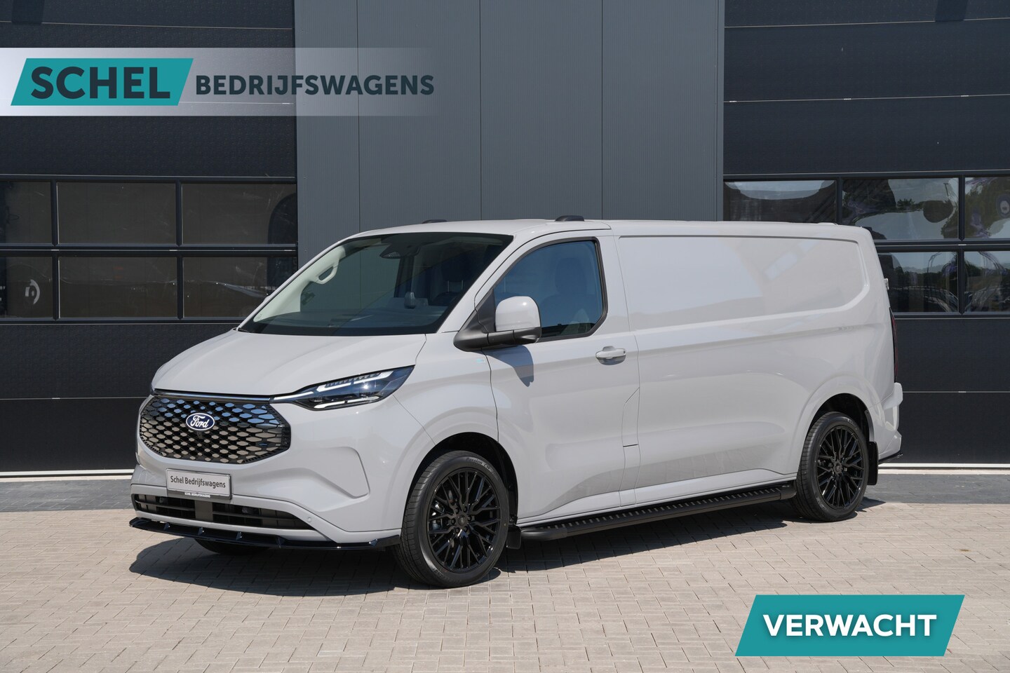 Ford Transit Custom - E-Transit 340 L2H1 Limited - Special Edition - 71kWh 218pk - 370KM WLTP - AGR Bestuurderss - AutoWereld.nl