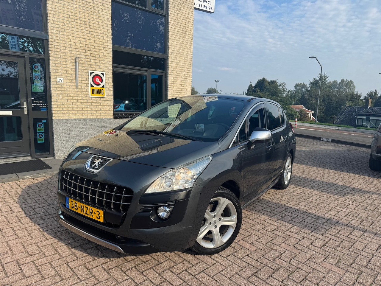 Peugeot 3008 - 1.6 THP GT-pano-nav-compleet onderhouden - AutoWereld.nl