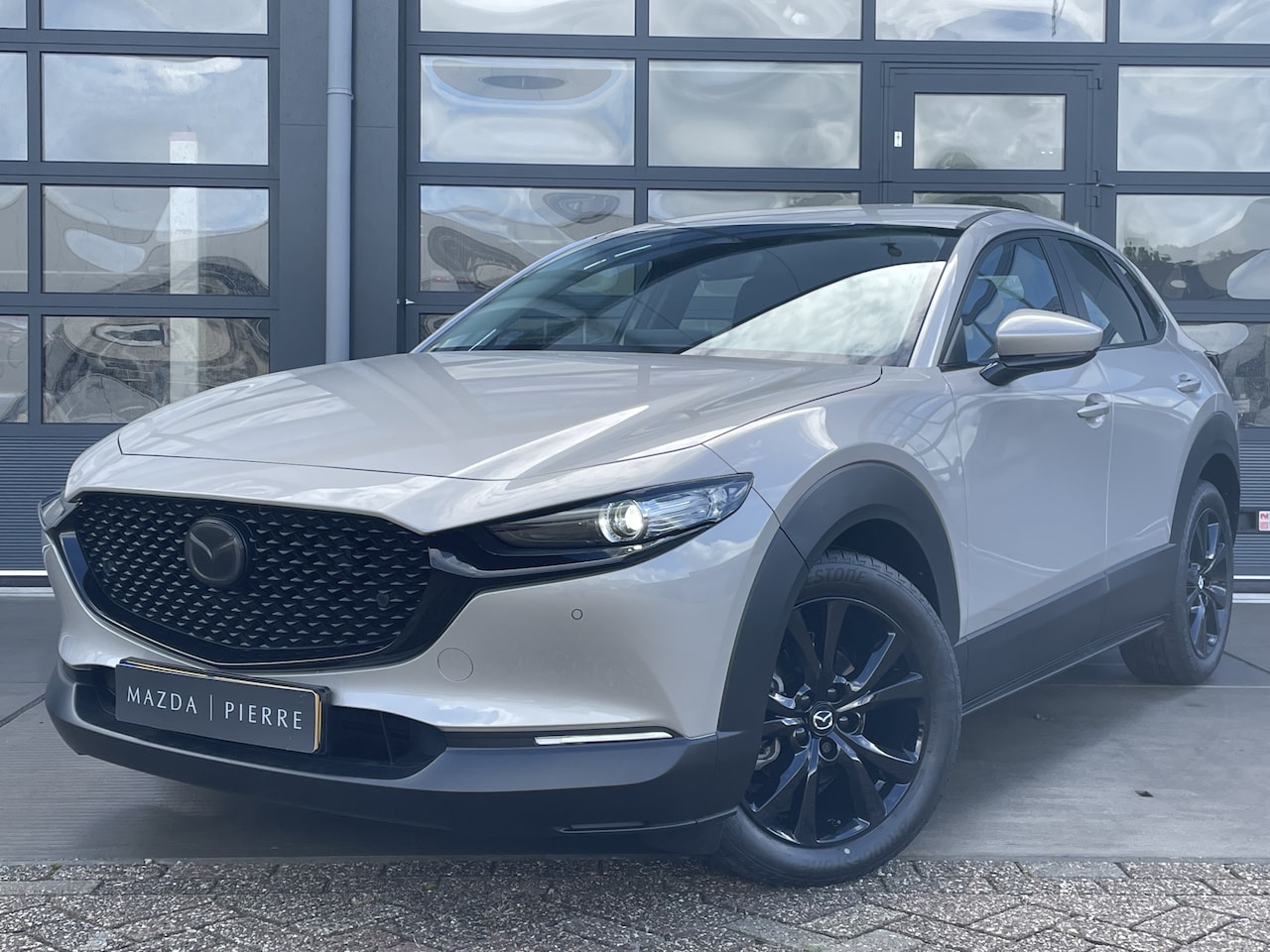 Mazda CX-30 - 2.5 e-SkyActiv-G M Hybrid 140 pk AUTOMAAT Centre-line NAVI | APPLE CARPLAY/ANDROID| ACHTER - AutoWereld.nl