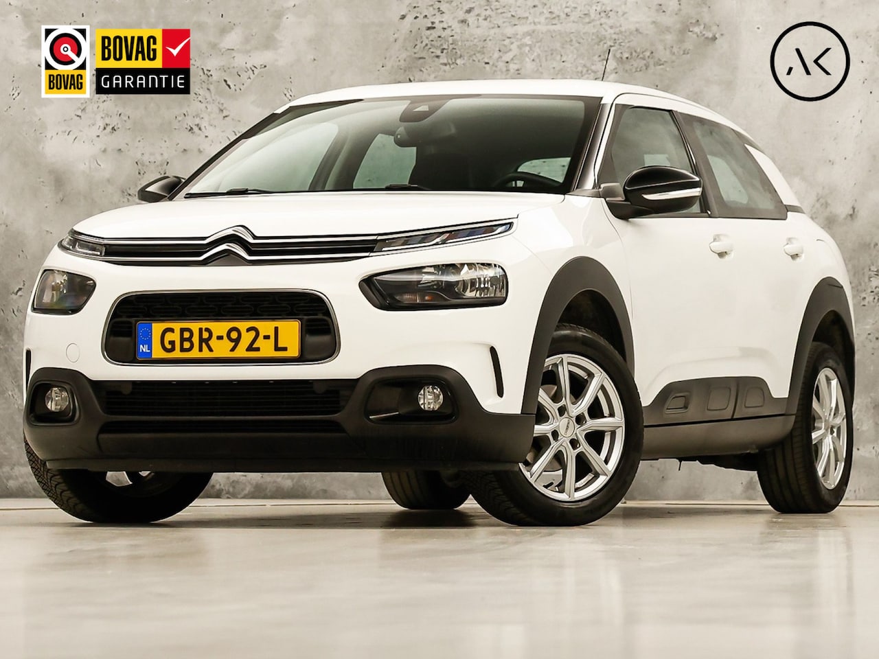 Citroën C4 Cactus - 1.2 PureTech Sport (APPLE CARPLAY, STOELVERWARMING, LM VELGEN, SPORTSTOELEN, CRUISE, NIEUW - AutoWereld.nl