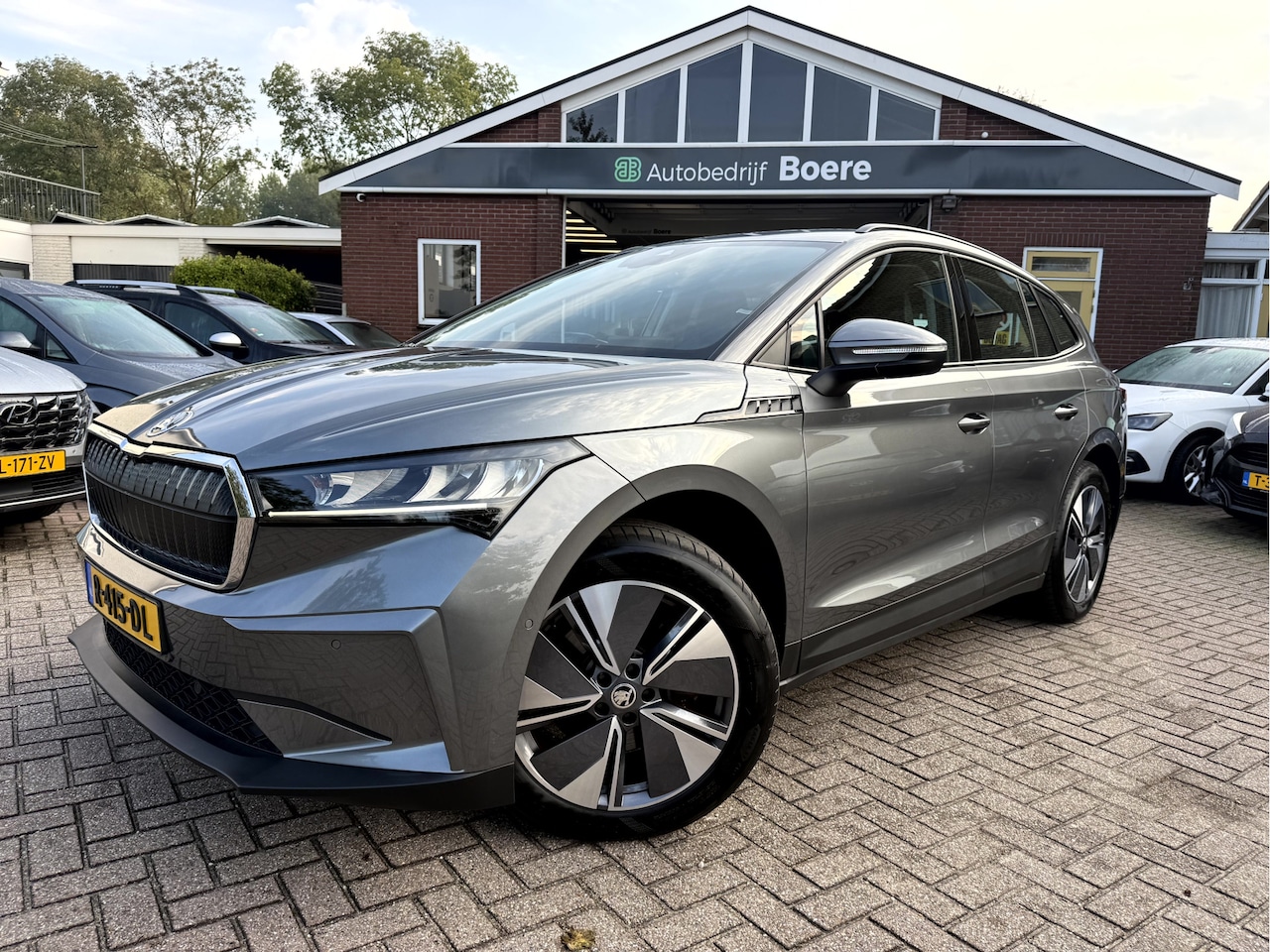 Skoda Enyaq iV - 60 SOH 93.4%, Camera, App Connect, Sfeerverlichting - AutoWereld.nl